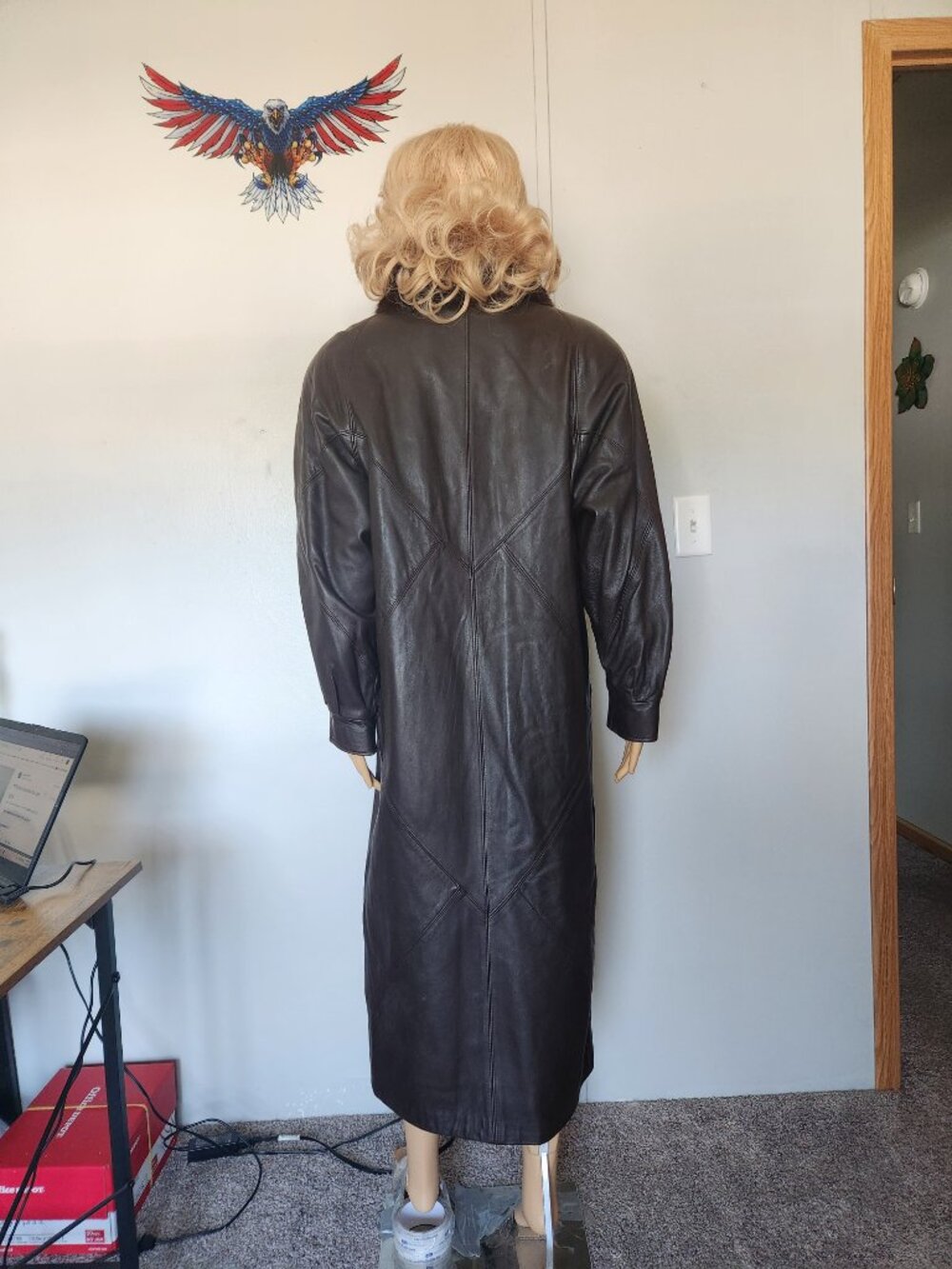 #779 Leather/fox fur coat - Picture 2 of 4